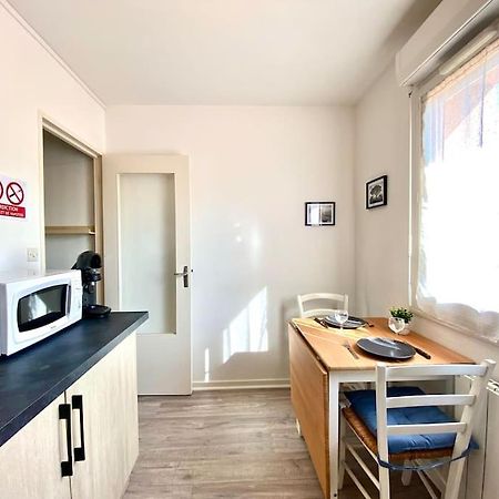 T2 Cosy Proche Hopital + Parking Gratuit Sur Place Auxerre Luaran gambar