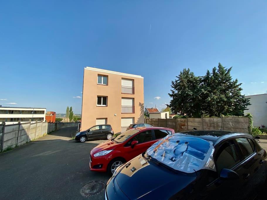 T2 Cosy Proche Hopital + Parking Gratuit Sur Place Auxerre Luaran gambar