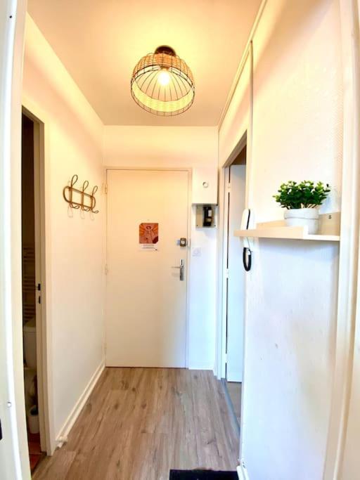T2 Cosy Proche Hopital + Parking Gratuit Sur Place Auxerre Luaran gambar